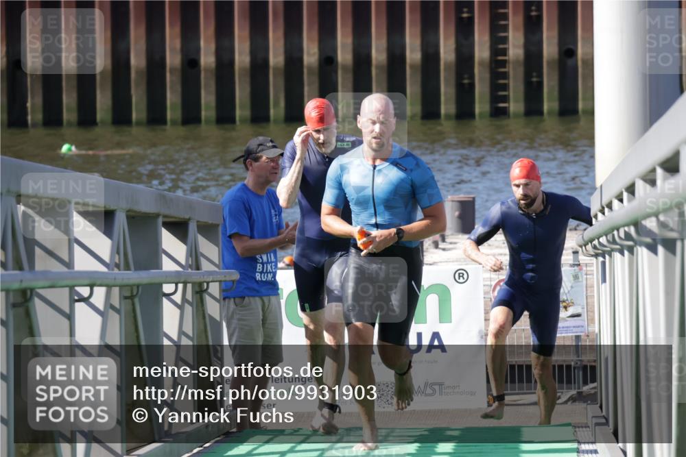 09.08.2026 - GEWOBA Citytriathlon Bremen Yannick Fuchs http://msf.ph/oto/9931903 09.08.2026 10:19:12 Schwimmen 299, 304, 328, 374, 406, 516 meine-sportfotos.de