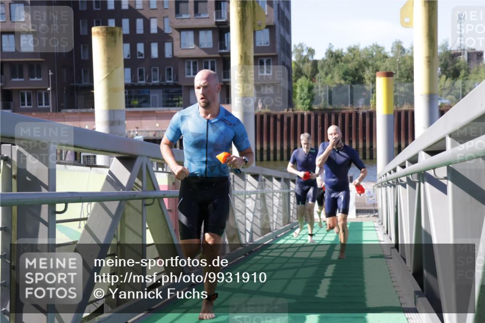 09.08.2026 - GEWOBA Citytriathlon Bremen Yannick Fuchs http://msf.ph/oto/9931910 09.08.2026 10:19:17 Schwimmen 304, 366, 374, 382, 406, 516, 519 meine-sportfotos.de