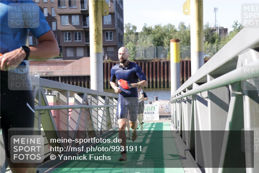 09.08.2026 - GEWOBA Citytriathlon Bremen Yannick Fuchs http://msf.ph/oto/9931911 09.08.2026 10:19:18 Schwimmen 304, 366, 374, 382, 406, 516, 519, 520 meine-sportfotos.de