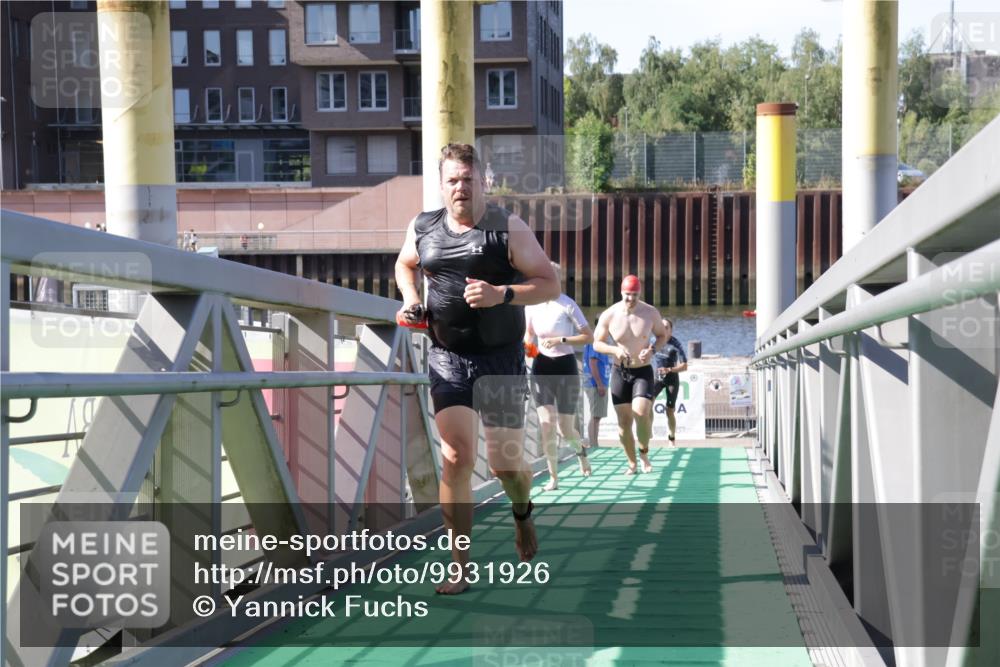 09.08.2026 - GEWOBA Citytriathlon Bremen Yannick Fuchs http://msf.ph/oto/9931926 09.08.2026 10:19:26 Schwimmen 305, 353, 366, 374, 382, 443, 519, 520 meine-sportfotos.de