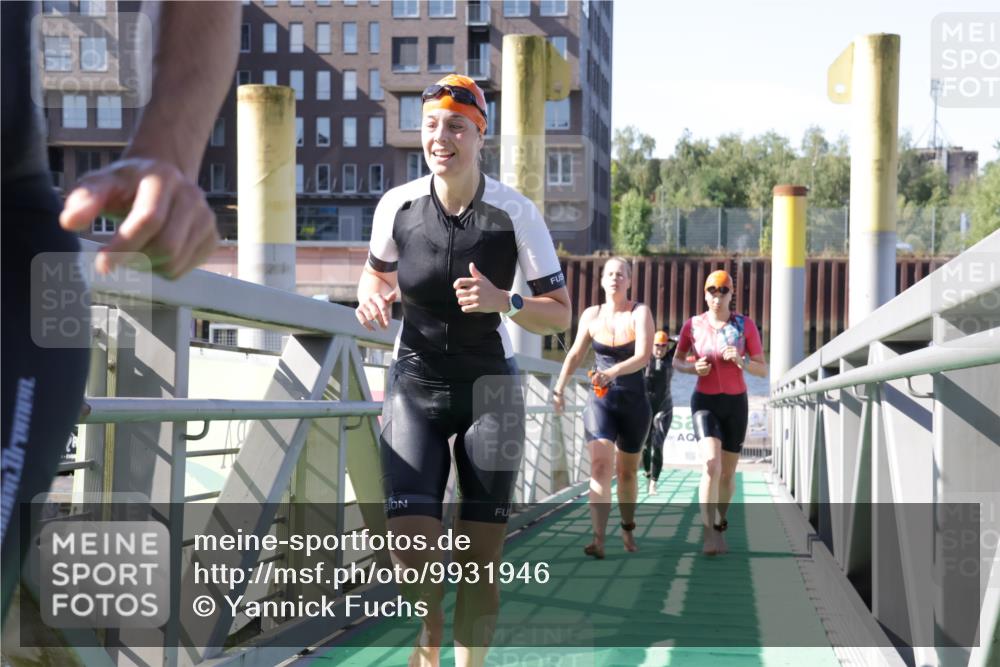 09.08.2026 - GEWOBA Citytriathlon Bremen Yannick Fuchs http://msf.ph/oto/9931946 09.08.2026 10:19:39 Schwimmen 305, 344, 353, 407, 430, 443, 456, 490, 515, 517, 520 meine-sportfotos.de
