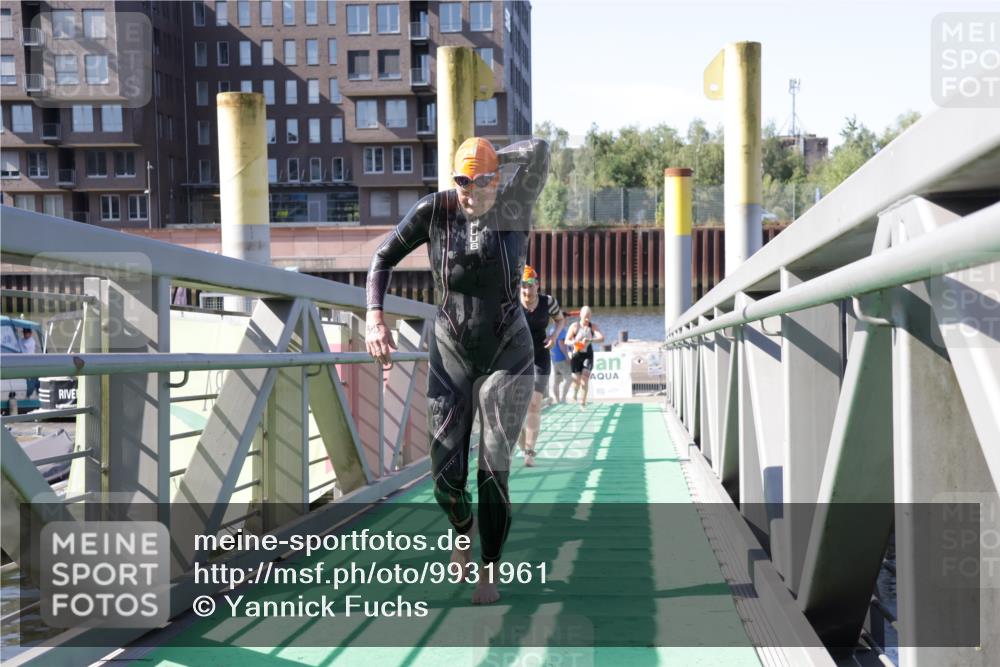 09.08.2026 - GEWOBA Citytriathlon Bremen Yannick Fuchs http://msf.ph/oto/9931961 09.08.2026 10:19:45 Schwimmen 305, 344, 407, 430, 445, 456, 490, 497, 515, 517 meine-sportfotos.de