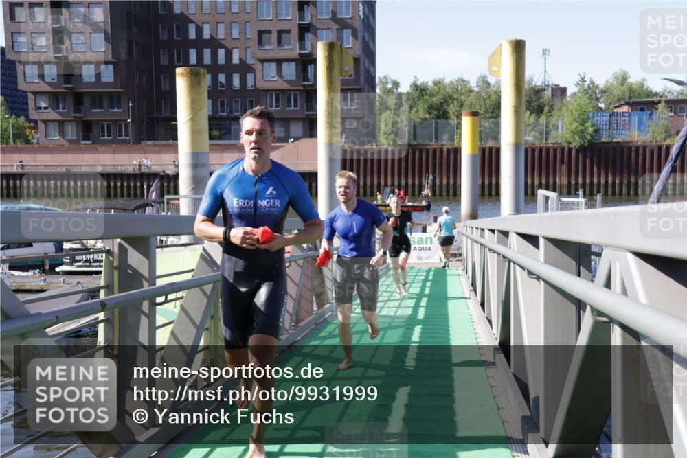 09.08.2026 - GEWOBA Citytriathlon Bremen Yannick Fuchs http://msf.ph/oto/9931999 09.08.2026 10:20:26 Schwimmen 292, 330, 385, 458, 500 meine-sportfotos.de