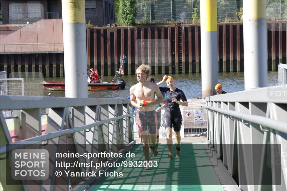 09.08.2026 - GEWOBA Citytriathlon Bremen Yannick Fuchs http://msf.ph/oto/9932003 09.08.2026 10:20:35 Schwimmen 292, 330, 361, 385, 458, 481, 500, 526 meine-sportfotos.de