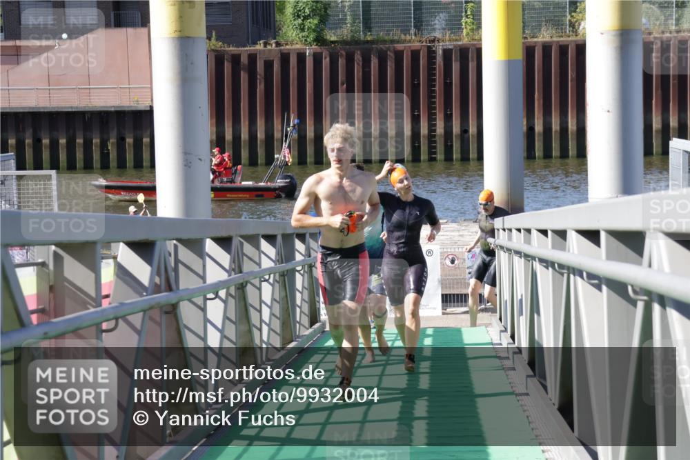 09.08.2026 - GEWOBA Citytriathlon Bremen Yannick Fuchs http://msf.ph/oto/9932004 09.08.2026 10:20:35 Schwimmen 292, 330, 361, 385, 458, 481, 500, 526 meine-sportfotos.de