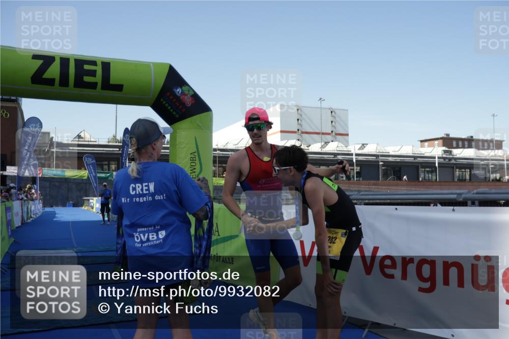 09.08.2026 - GEWOBA Citytriathlon Bremen Yannick Fuchs http://msf.ph/oto/9932082 09.08.2026 11:02:09 Ziel 285 meine-sportfotos.de