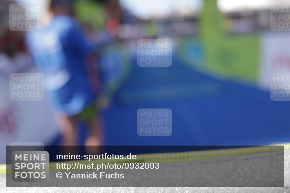 09.08.2026 - GEWOBA Citytriathlon Bremen Yannick Fuchs http://msf.ph/oto/9932093 09.08.2026 11:02:24 Ziel 386 meine-sportfotos.de