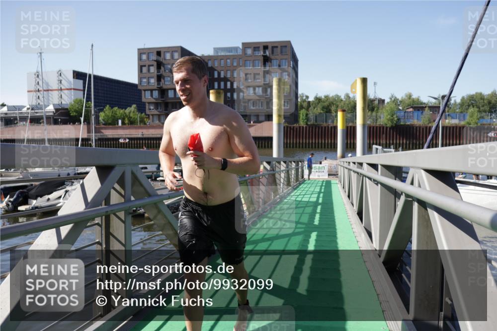 09.08.2026 - GEWOBA Citytriathlon Bremen Yannick Fuchs http://msf.ph/oto/9932099 09.08.2026 10:21:29 Schwimmen 231, 331, 457, 492 meine-sportfotos.de