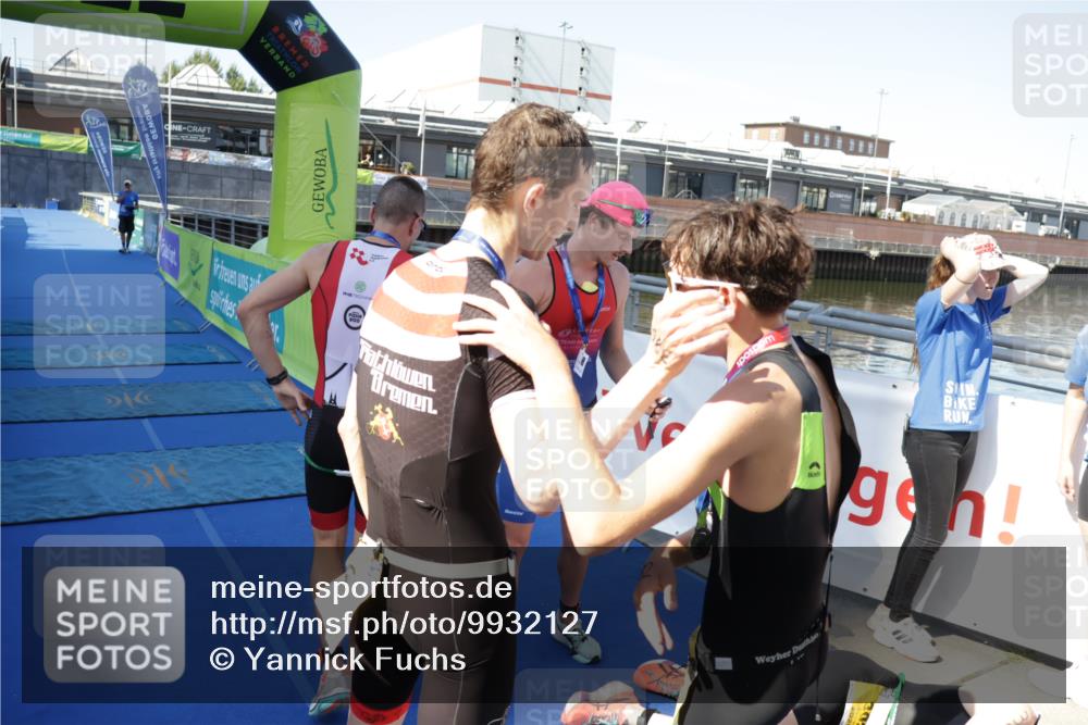 09.08.2026 - GEWOBA Citytriathlon Bremen Yannick Fuchs http://msf.ph/oto/9932127 09.08.2026 11:02:49 Ziel  meine-sportfotos.de