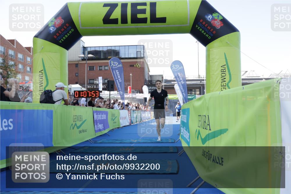 09.08.2026 - GEWOBA Citytriathlon Bremen Yannick Fuchs http://msf.ph/oto/9932200 09.08.2026 11:07:57 Ziel 310 meine-sportfotos.de