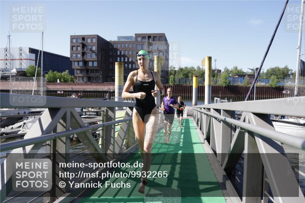 09.08.2026 - GEWOBA Citytriathlon Bremen Yannick Fuchs http://msf.ph/oto/9932265 09.08.2026 10:22:32 Schwimmen 1, 7, 25, 59, 125, 239, 448, 460, 476, 504, 510 meine-sportfotos.de