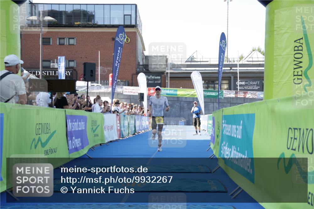 09.08.2026 - GEWOBA Citytriathlon Bremen Yannick Fuchs http://msf.ph/oto/9932267 09.08.2026 11:10:16 Ziel 351 meine-sportfotos.de