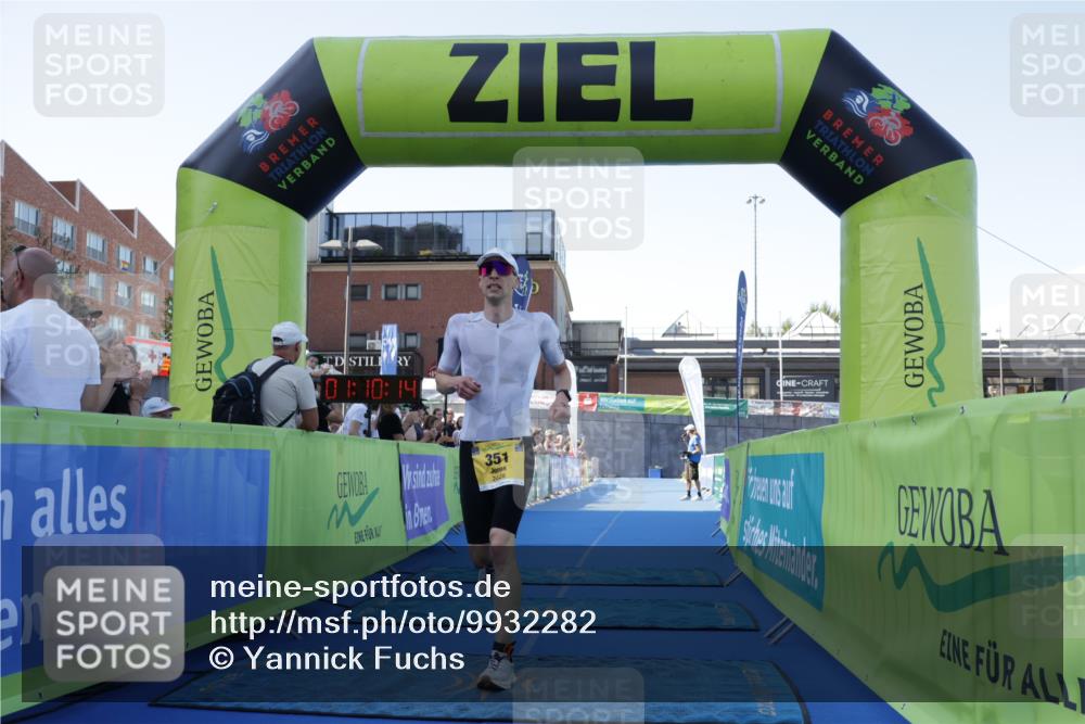 09.08.2026 - GEWOBA Citytriathlon Bremen Yannick Fuchs http://msf.ph/oto/9932282 09.08.2026 11:10:18 Ziel 351 meine-sportfotos.de