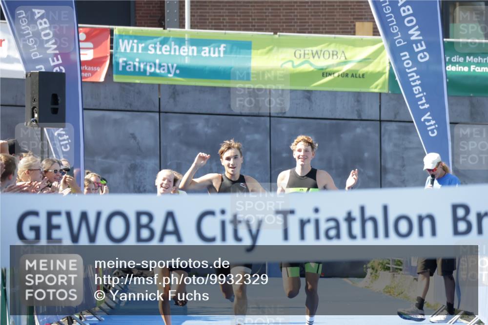 09.08.2026 - GEWOBA Citytriathlon Bremen Yannick Fuchs http://msf.ph/oto/9932329 09.08.2026 11:13:06 Ziel 231 meine-sportfotos.de
