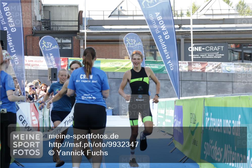 09.08.2026 - GEWOBA Citytriathlon Bremen Yannick Fuchs http://msf.ph/oto/9932347 09.08.2026 11:13:09 Ziel 231, 378 meine-sportfotos.de