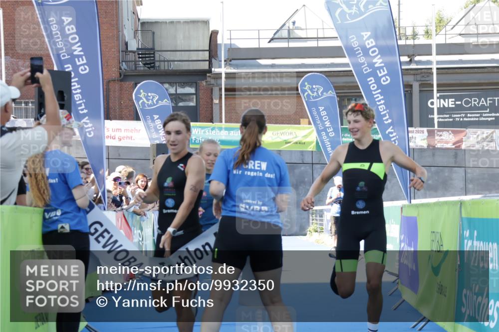 09.08.2026 - GEWOBA Citytriathlon Bremen Yannick Fuchs http://msf.ph/oto/9932350 09.08.2026 11:13:09 Ziel 231, 378 meine-sportfotos.de