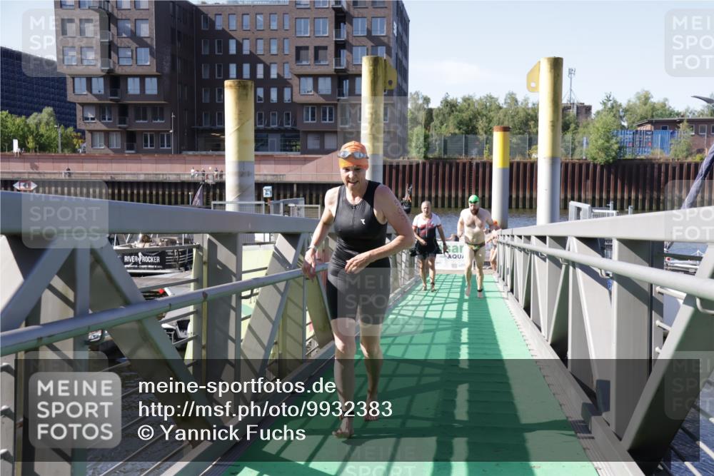09.08.2026 - GEWOBA Citytriathlon Bremen Yannick Fuchs http://msf.ph/oto/9932383 09.08.2026 10:23:16 Schwimmen 63, 243, 509, 527 meine-sportfotos.de