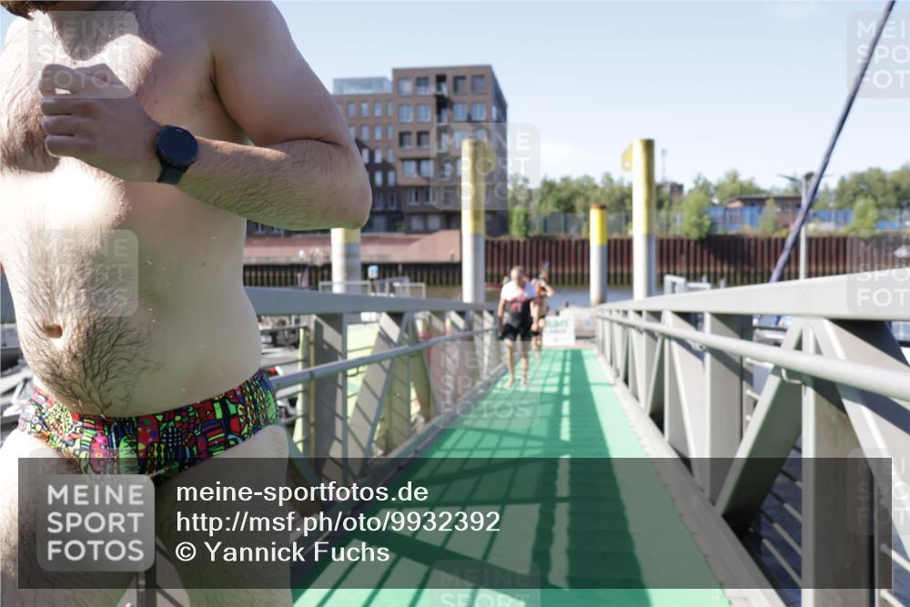 09.08.2026 - GEWOBA Citytriathlon Bremen Yannick Fuchs http://msf.ph/oto/9932392 09.08.2026 10:23:20 Schwimmen 243, 420, 509, 527, 530 meine-sportfotos.de