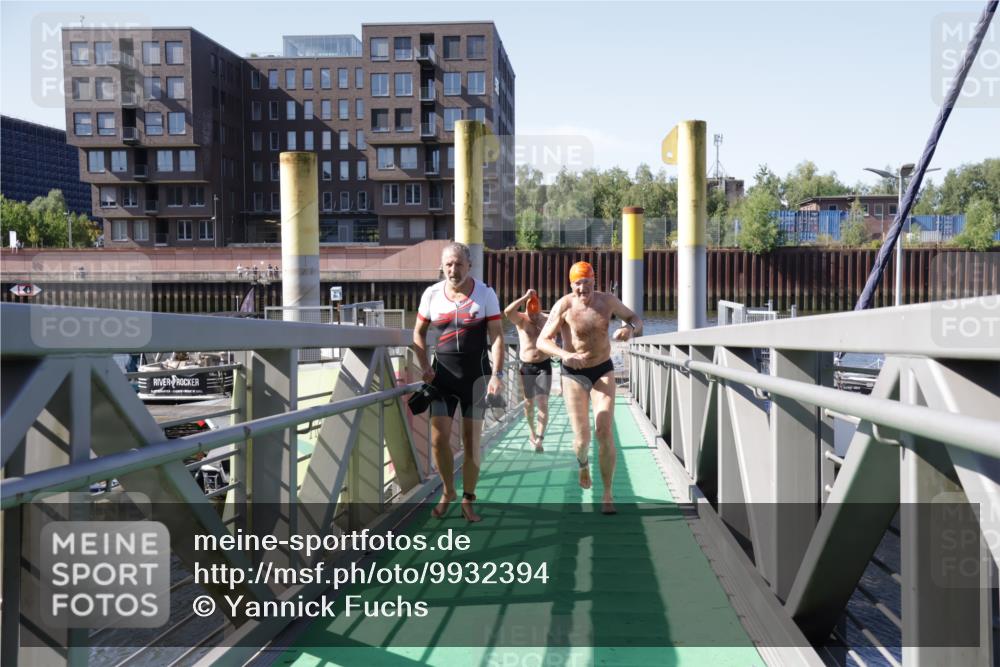 09.08.2026 - GEWOBA Citytriathlon Bremen Yannick Fuchs http://msf.ph/oto/9932394 09.08.2026 10:23:25 Schwimmen 243, 420, 423, 509, 530 meine-sportfotos.de