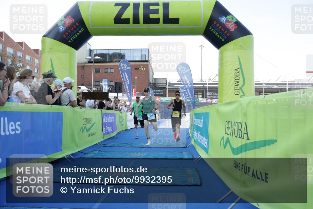 09.08.2026 - GEWOBA Citytriathlon Bremen Yannick Fuchs http://msf.ph/oto/9932395 09.08.2026 11:14:05 Ziel 221, 308 meine-sportfotos.de