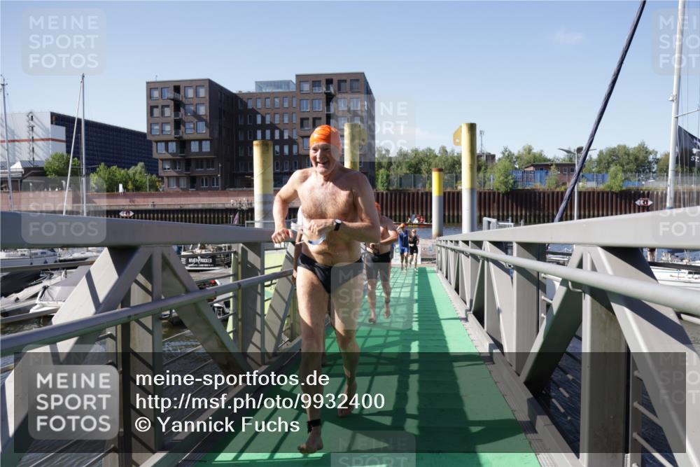 09.08.2026 - GEWOBA Citytriathlon Bremen Yannick Fuchs http://msf.ph/oto/9932400 09.08.2026 10:23:26 Schwimmen 243, 420, 423, 436, 530 meine-sportfotos.de