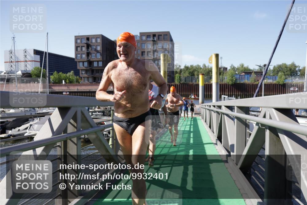 09.08.2026 - GEWOBA Citytriathlon Bremen Yannick Fuchs http://msf.ph/oto/9932401 09.08.2026 10:23:27 Schwimmen 243, 420, 423, 436, 530 meine-sportfotos.de
