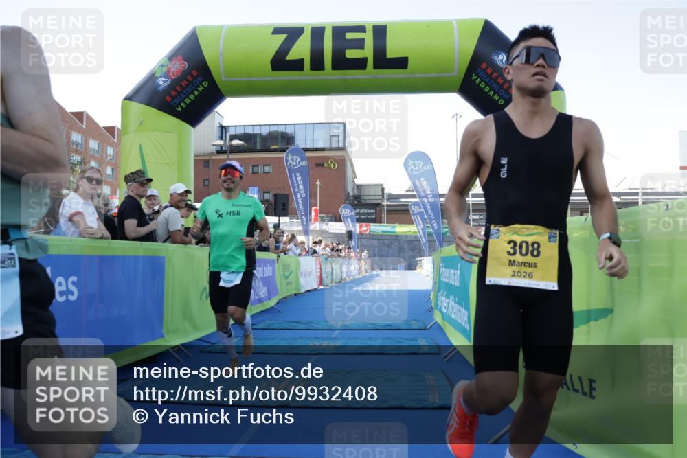 09.08.2026 - GEWOBA Citytriathlon Bremen Yannick Fuchs http://msf.ph/oto/9932408 09.08.2026 11:14:07 Ziel 221, 308 meine-sportfotos.de