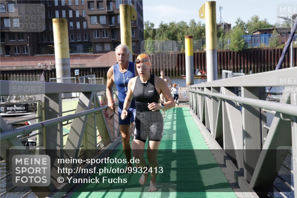 09.08.2026 - GEWOBA Citytriathlon Bremen Yannick Fuchs http://msf.ph/oto/9932413 09.08.2026 10:23:33 Schwimmen 243, 249, 420, 423, 436, 459, 530 meine-sportfotos.de