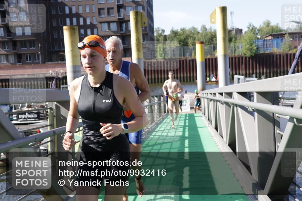 09.08.2026 - GEWOBA Citytriathlon Bremen Yannick Fuchs http://msf.ph/oto/9932416 09.08.2026 10:23:33 Schwimmen 243, 249, 420, 423, 436, 459, 530 meine-sportfotos.de