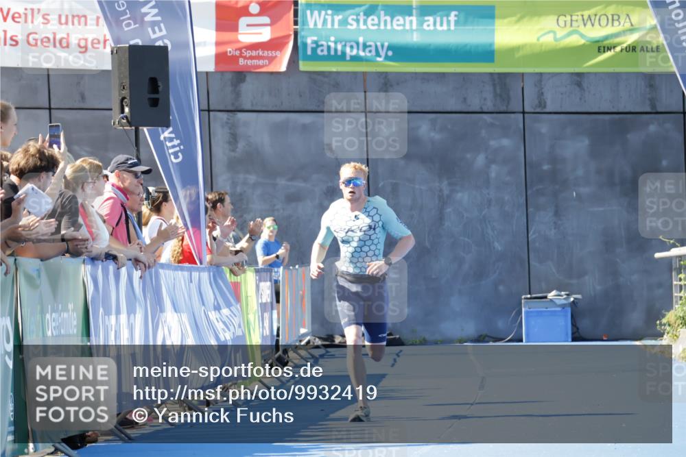 09.08.2026 - GEWOBA Citytriathlon Bremen Yannick Fuchs http://msf.ph/oto/9932419 09.08.2026 11:14:28 Ziel 314 meine-sportfotos.de