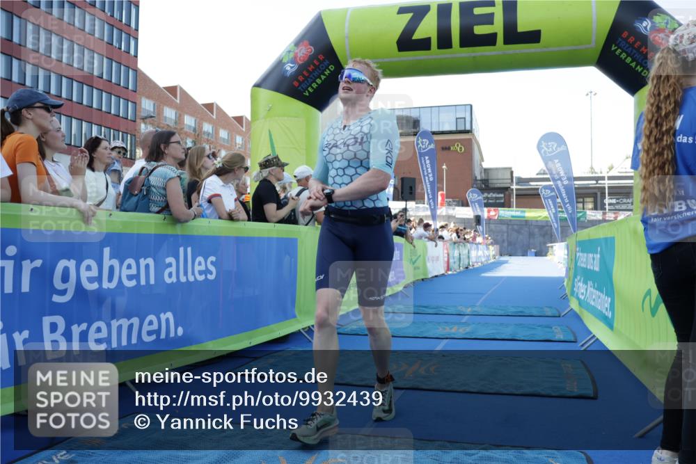 09.08.2026 - GEWOBA Citytriathlon Bremen Yannick Fuchs http://msf.ph/oto/9932439 09.08.2026 11:14:35 Ziel 314 meine-sportfotos.de