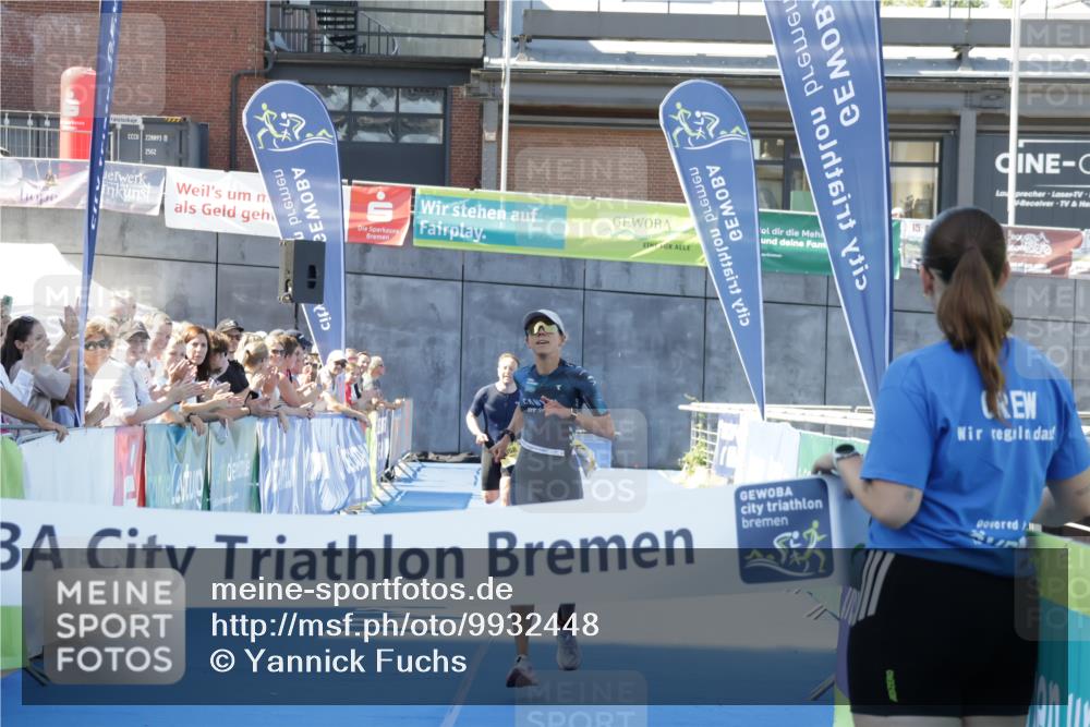 09.08.2026 - GEWOBA Citytriathlon Bremen Yannick Fuchs http://msf.ph/oto/9932448 09.08.2026 11:14:58 Ziel 358, 517 meine-sportfotos.de
