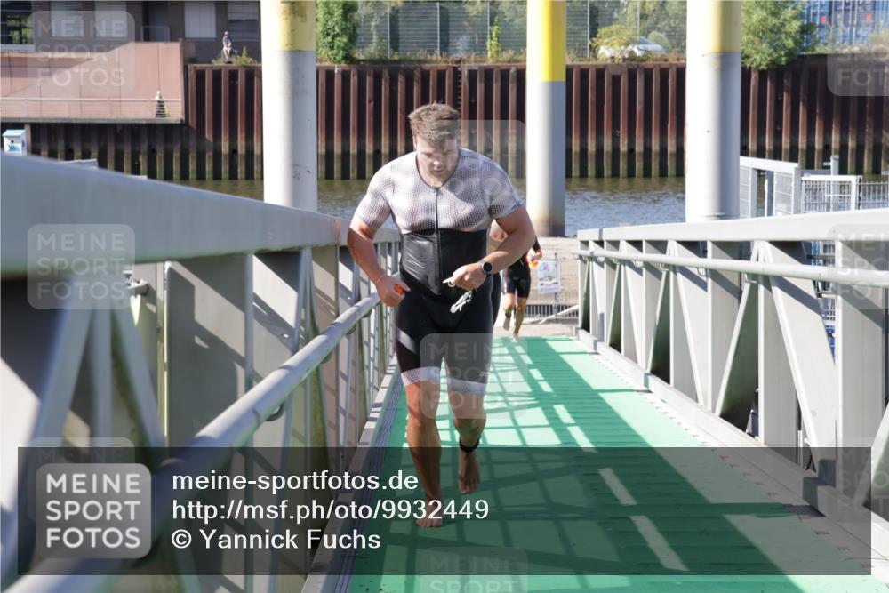 09.08.2026 - GEWOBA Citytriathlon Bremen Yannick Fuchs http://msf.ph/oto/9932449 09.08.2026 10:24:01 Schwimmen 131, 215, 425, 451, 521 meine-sportfotos.de