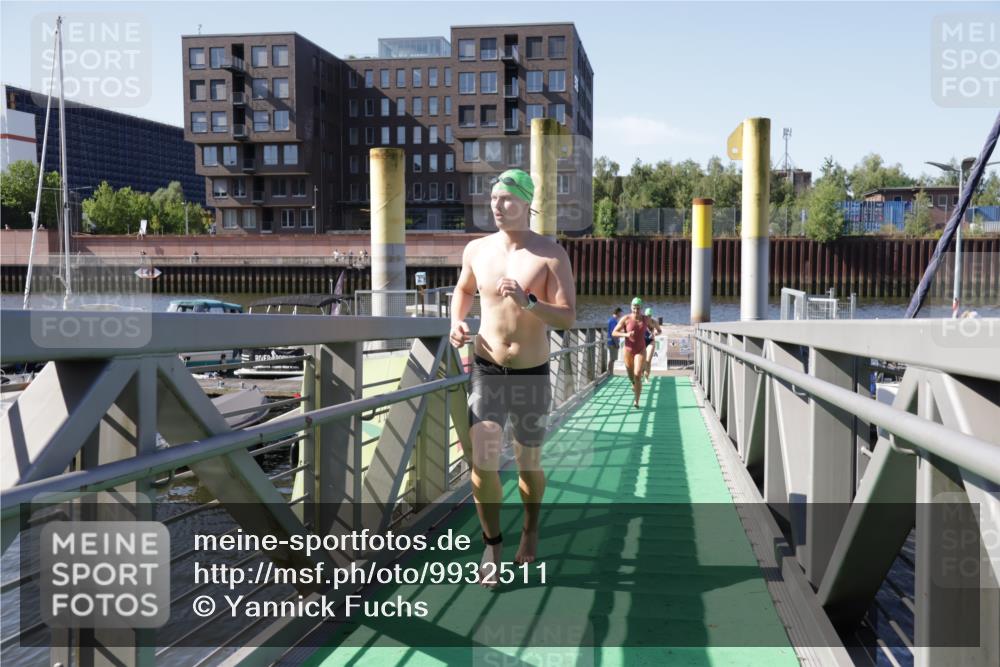 09.08.2026 - GEWOBA Citytriathlon Bremen Yannick Fuchs http://msf.ph/oto/9932511 09.08.2026 10:24:31 Schwimmen 47, 87, 103, 195, 209, 217, 409, 435 meine-sportfotos.de