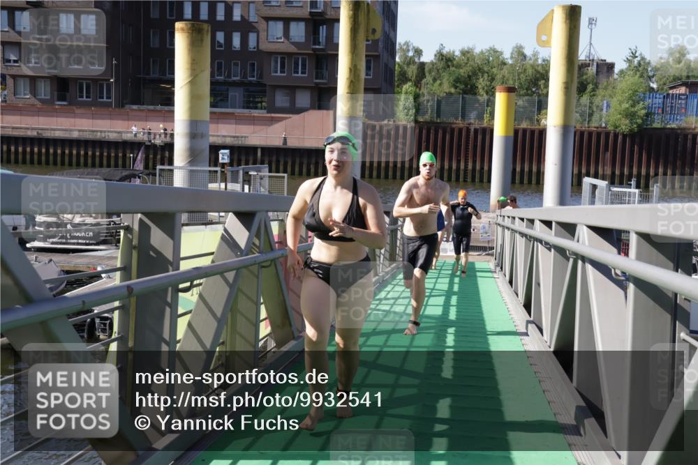 09.08.2026 - GEWOBA Citytriathlon Bremen Yannick Fuchs http://msf.ph/oto/9932541 09.08.2026 10:24:42 Schwimmen 47, 87, 109, 143, 209, 235, 512 meine-sportfotos.de