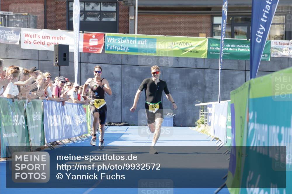 09.08.2026 - GEWOBA Citytriathlon Bremen Yannick Fuchs http://msf.ph/oto/9932572 09.08.2026 11:15:52 Ziel 322, 523 meine-sportfotos.de