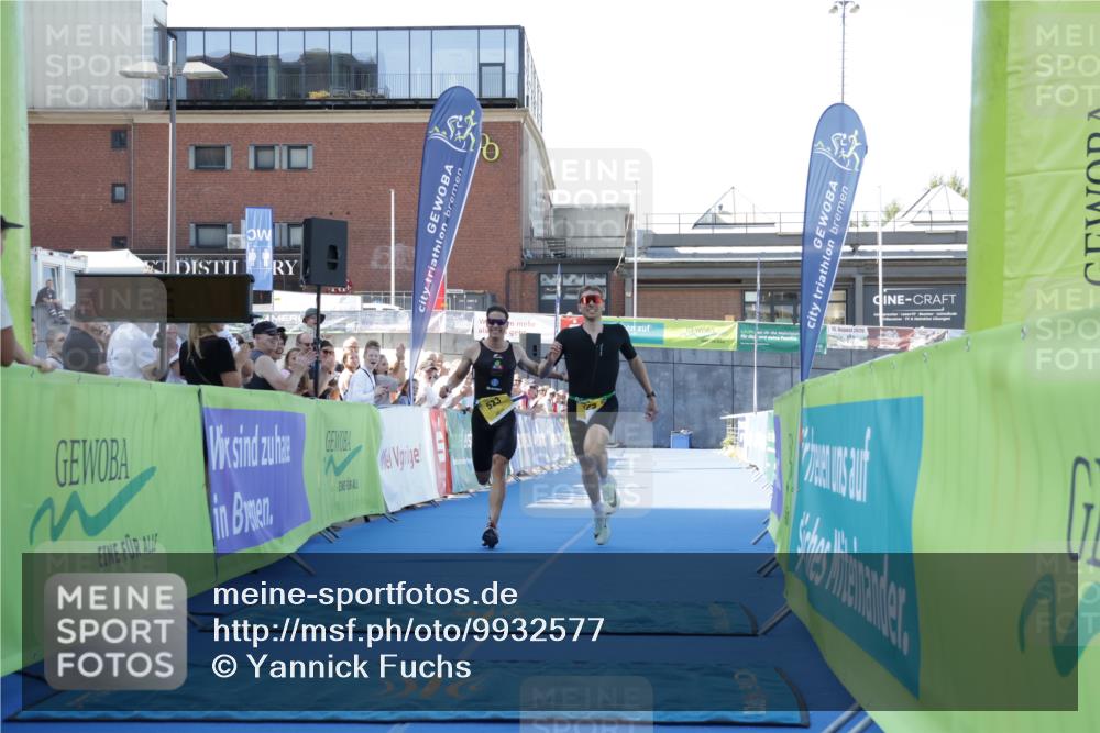 09.08.2026 - GEWOBA Citytriathlon Bremen Yannick Fuchs http://msf.ph/oto/9932577 09.08.2026 11:15:53 Ziel 322, 523 meine-sportfotos.de