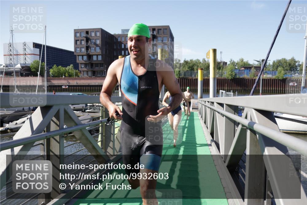 09.08.2026 - GEWOBA Citytriathlon Bremen Yannick Fuchs http://msf.ph/oto/9932603 09.08.2026 10:25:00 Schwimmen 3, 17, 37, 89, 99, 109, 119, 123, 175, 177, 235, 434, 491, 512 meine-sportfotos.de