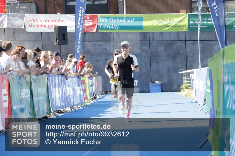 09.08.2026 - GEWOBA Citytriathlon Bremen Yannick Fuchs http://msf.ph/oto/9932612 09.08.2026 11:16:16 Ziel 291, 348 meine-sportfotos.de
