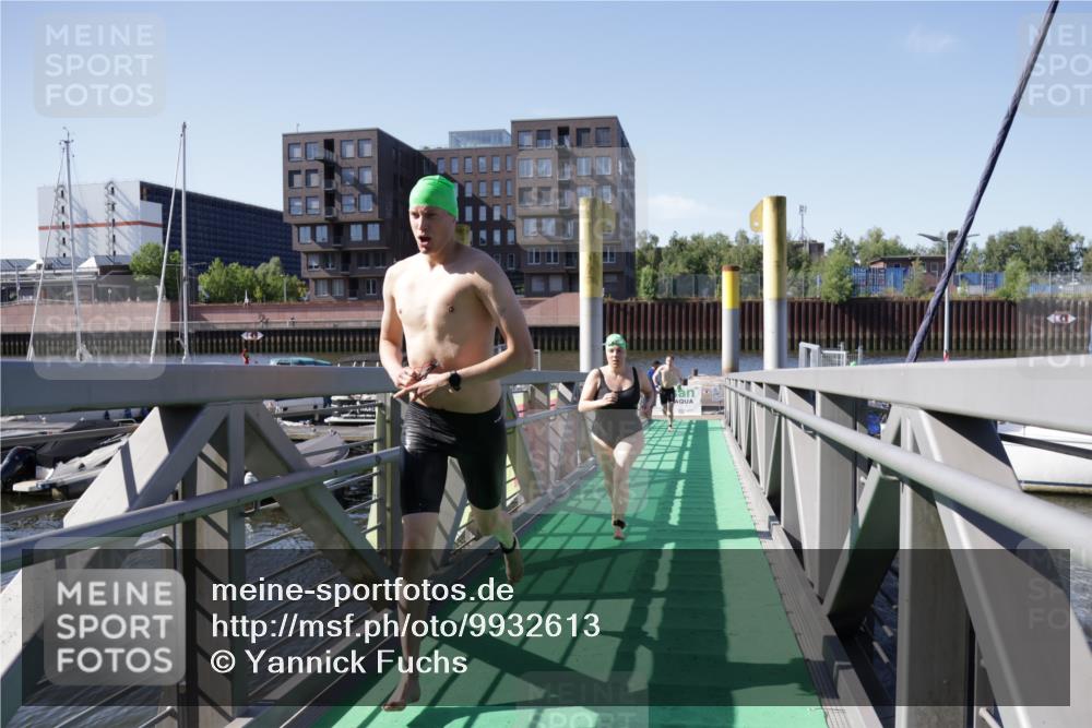 09.08.2026 - GEWOBA Citytriathlon Bremen Yannick Fuchs http://msf.ph/oto/9932613 09.08.2026 10:25:03 Schwimmen 3, 17, 37, 89, 99, 119, 123, 175, 177, 434, 491 meine-sportfotos.de