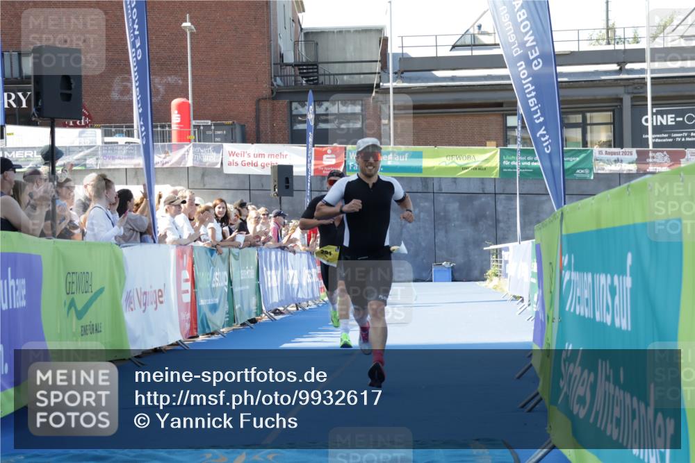 09.08.2026 - GEWOBA Citytriathlon Bremen Yannick Fuchs http://msf.ph/oto/9932617 09.08.2026 11:16:18 Ziel 291, 348 meine-sportfotos.de