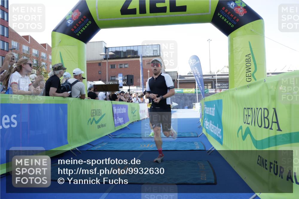 09.08.2026 - GEWOBA Citytriathlon Bremen Yannick Fuchs http://msf.ph/oto/9932630 09.08.2026 11:16:20 Ziel 291, 348 meine-sportfotos.de