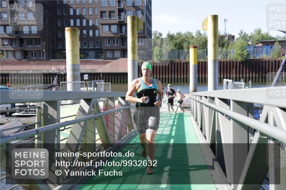 09.08.2026 - GEWOBA Citytriathlon Bremen Yannick Fuchs http://msf.ph/oto/9932632 09.08.2026 10:25:11 Schwimmen 3, 37, 41, 89, 99, 107, 119, 123, 163, 175, 434 meine-sportfotos.de