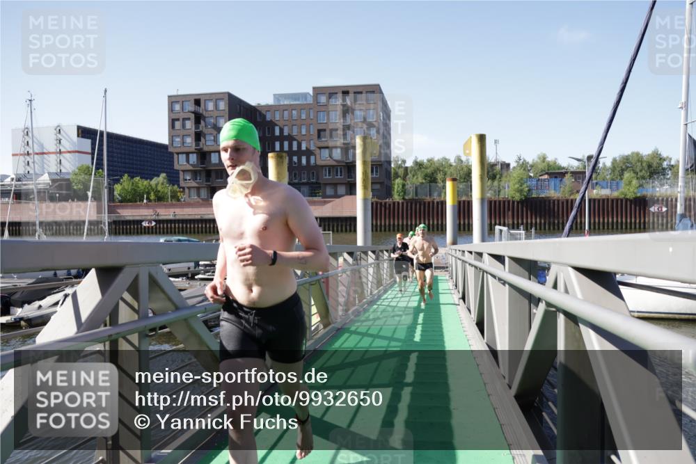 09.08.2026 - GEWOBA Citytriathlon Bremen Yannick Fuchs http://msf.ph/oto/9932650 09.08.2026 10:25:17 Schwimmen 3, 37, 41, 107, 113, 123, 137, 157, 163, 431 meine-sportfotos.de