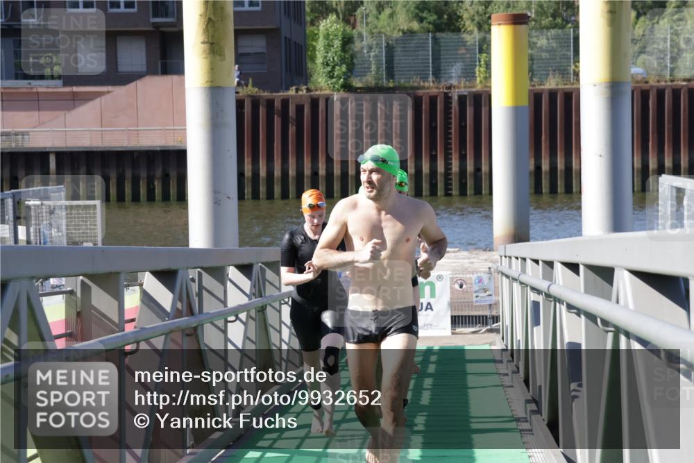 09.08.2026 - GEWOBA Citytriathlon Bremen Yannick Fuchs http://msf.ph/oto/9932652 09.08.2026 10:25:18 Schwimmen 3, 37, 41, 95, 107, 113, 123, 137, 157, 163, 201, 225, 431 meine-sportfotos.de