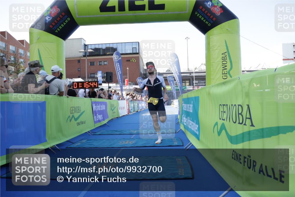 09.08.2026 - GEWOBA Citytriathlon Bremen Yannick Fuchs http://msf.ph/oto/9932700 09.08.2026 11:16:48 Ziel 131, 321 meine-sportfotos.de