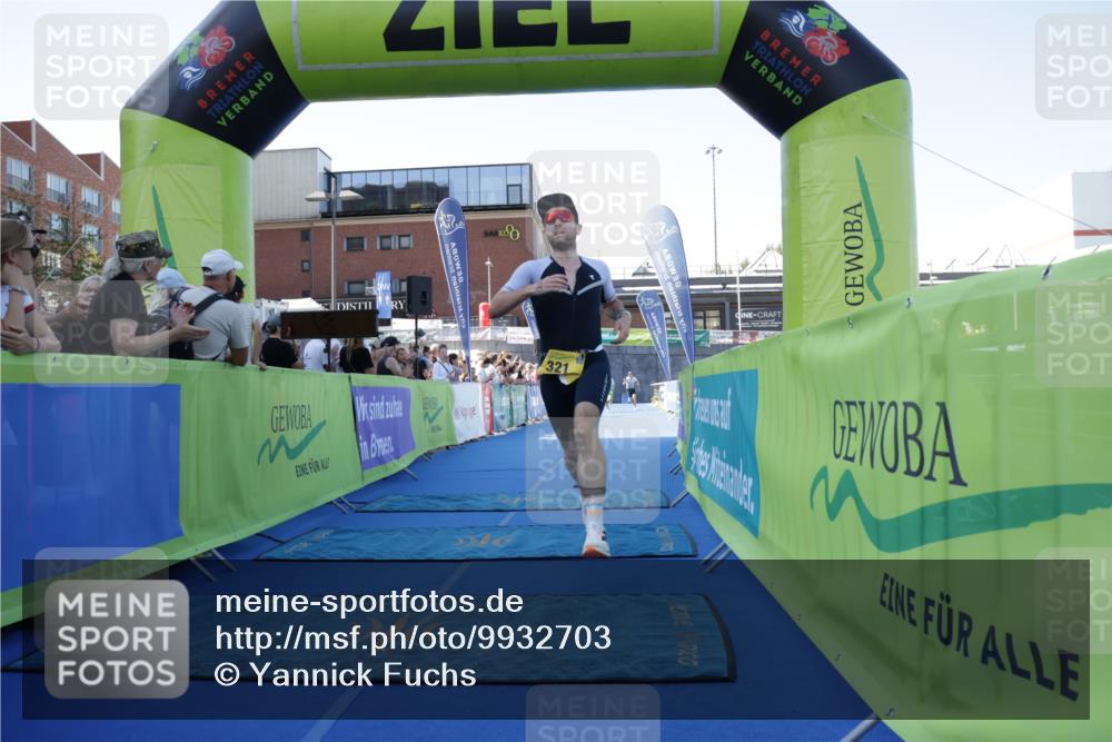 09.08.2026 - GEWOBA Citytriathlon Bremen Yannick Fuchs http://msf.ph/oto/9932703 09.08.2026 11:16:49 Ziel 131, 249, 321 meine-sportfotos.de