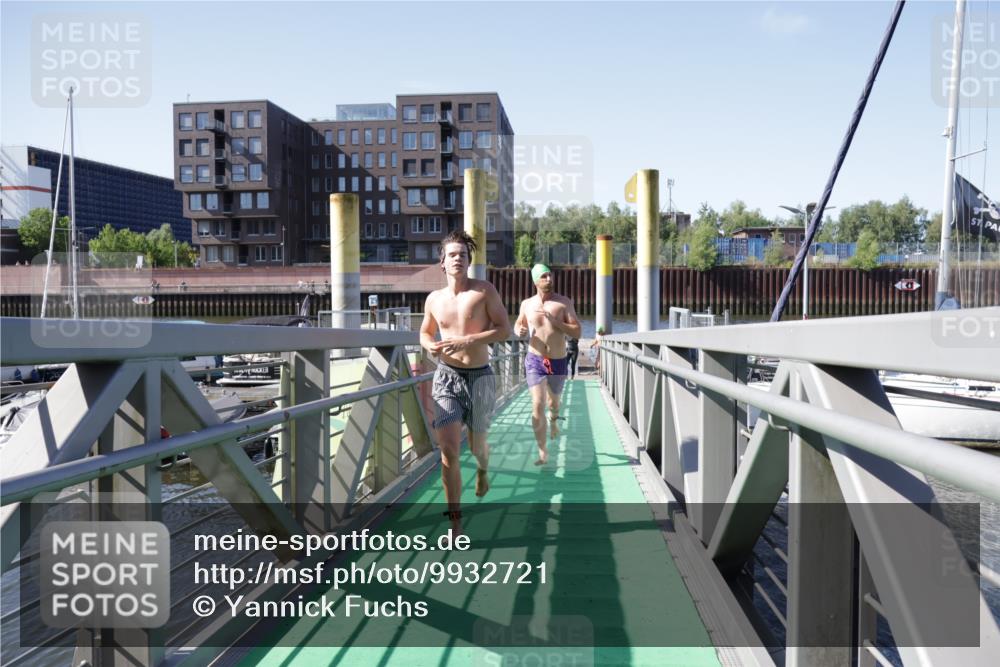 09.08.2026 - GEWOBA Citytriathlon Bremen Yannick Fuchs http://msf.ph/oto/9932721 09.08.2026 10:25:37 Schwimmen 15, 43, 67, 95, 151, 187, 201, 211, 225, 229, 422, 485, 525 meine-sportfotos.de