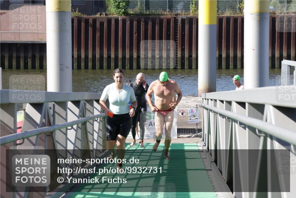 09.08.2026 - GEWOBA Citytriathlon Bremen Yannick Fuchs http://msf.ph/oto/9932731 09.08.2026 10:25:41 Schwimmen 15, 43, 57, 67, 151, 187, 211, 422, 485, 525 meine-sportfotos.de
