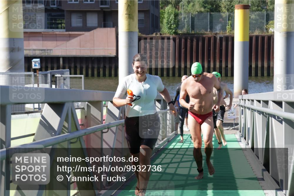 09.08.2026 - GEWOBA Citytriathlon Bremen Yannick Fuchs http://msf.ph/oto/9932736 09.08.2026 10:25:43 Schwimmen 15, 43, 57, 67, 129, 151, 181, 187, 211, 422, 485, 525 meine-sportfotos.de